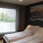 Hotell Trolltunga 3*