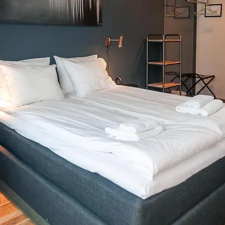 Hotell Trolltunga 3*