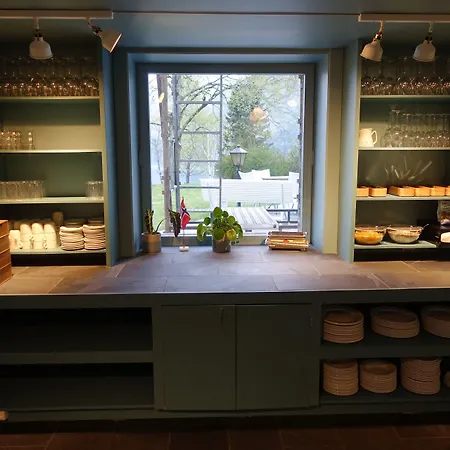 Trolltunga Отель Одда