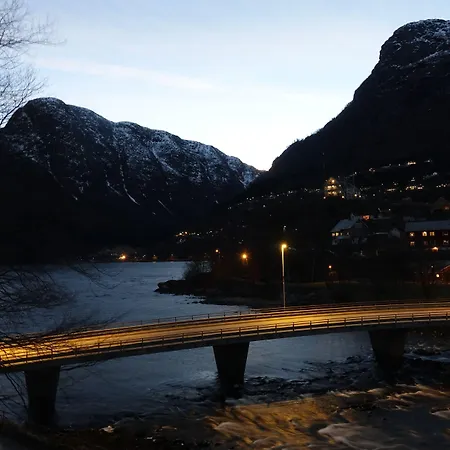 Trolltunga 3* Odda
