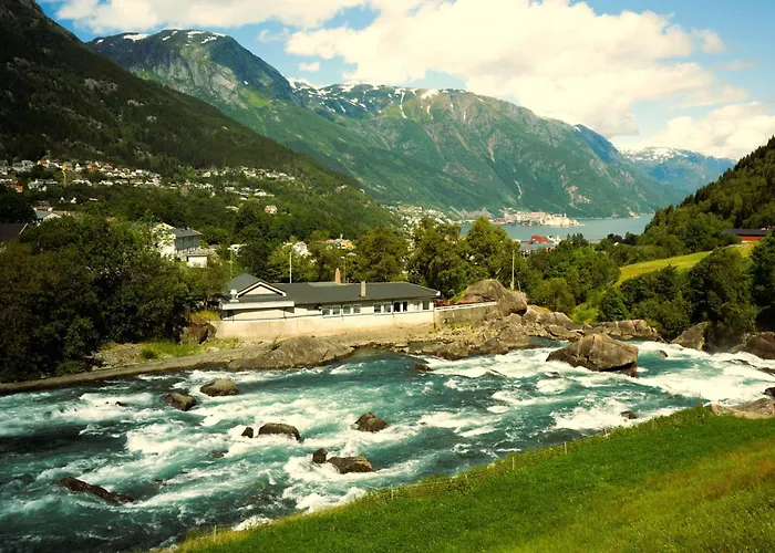 Hotel Trolltunga Odda