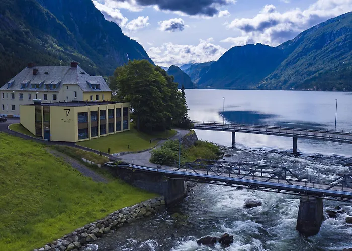 Hotel Trolltunga 3*