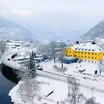Trolltunga 3* Odda