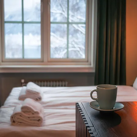 Trolltunga Hotel 3*